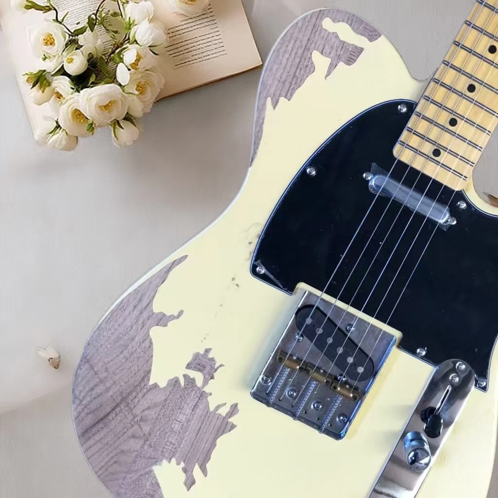 

High-quality vintage light yellow electric guitar ，6 string