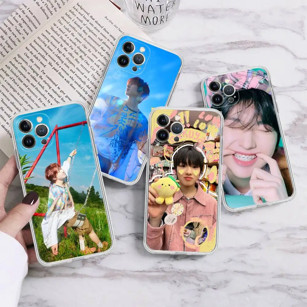 Корейский чехол для телефона Idol