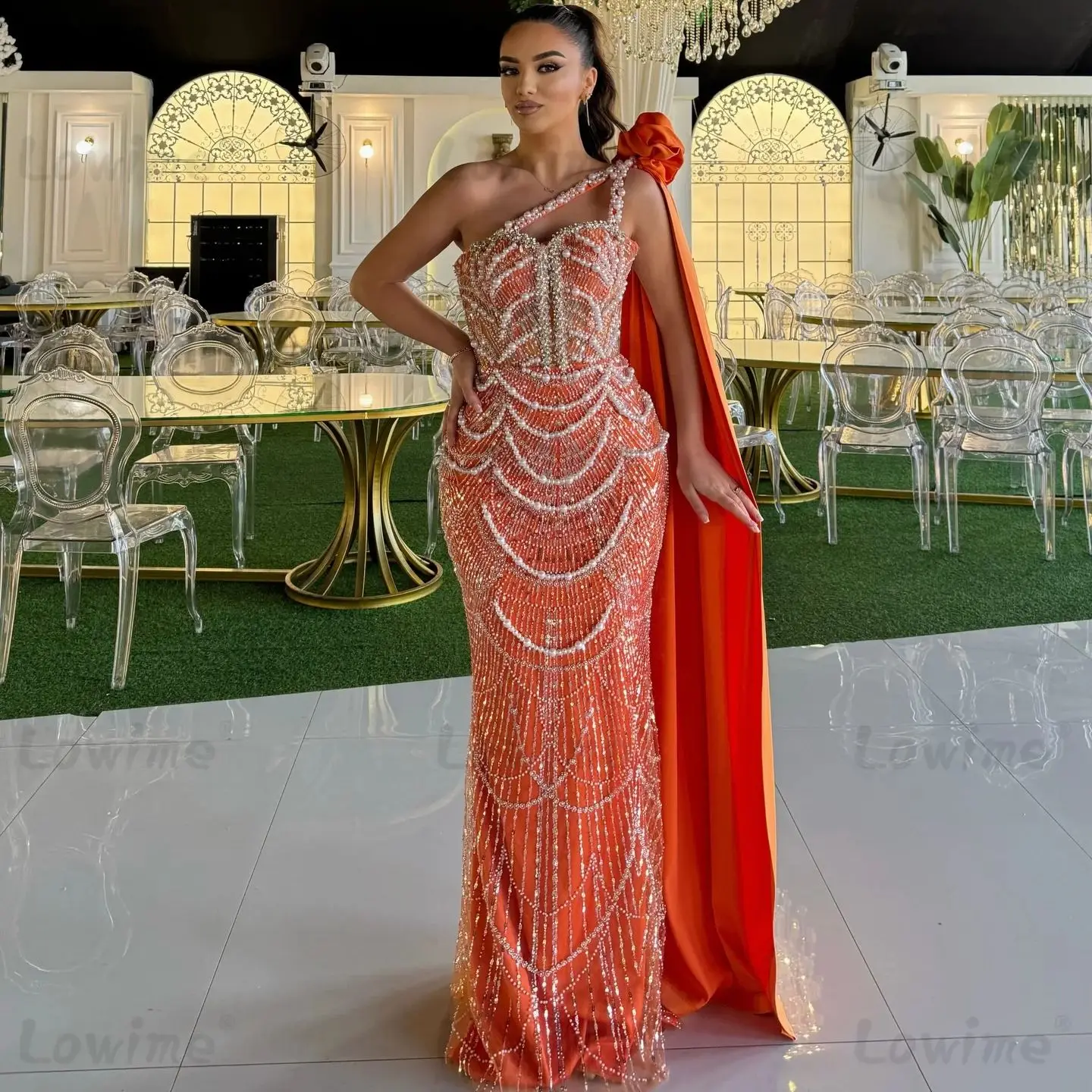

2026 Orange Prom Dresses One Shoulder Pearls Beaded Long Cape Sleeve Wedding Party Dress Arabic Evening Gowns Robe De Soiree