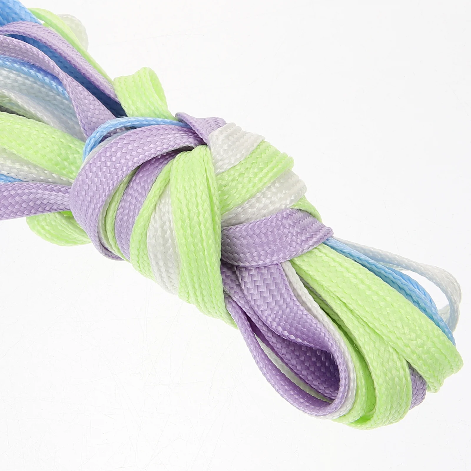 4 أزواج من أربطة الحذاء المضيئة المصنوعة من البوليستر المتين PP بتصميم مسطح ليلاً وربطات أحذية رياضية كاجوال مقاومة للاهتراء