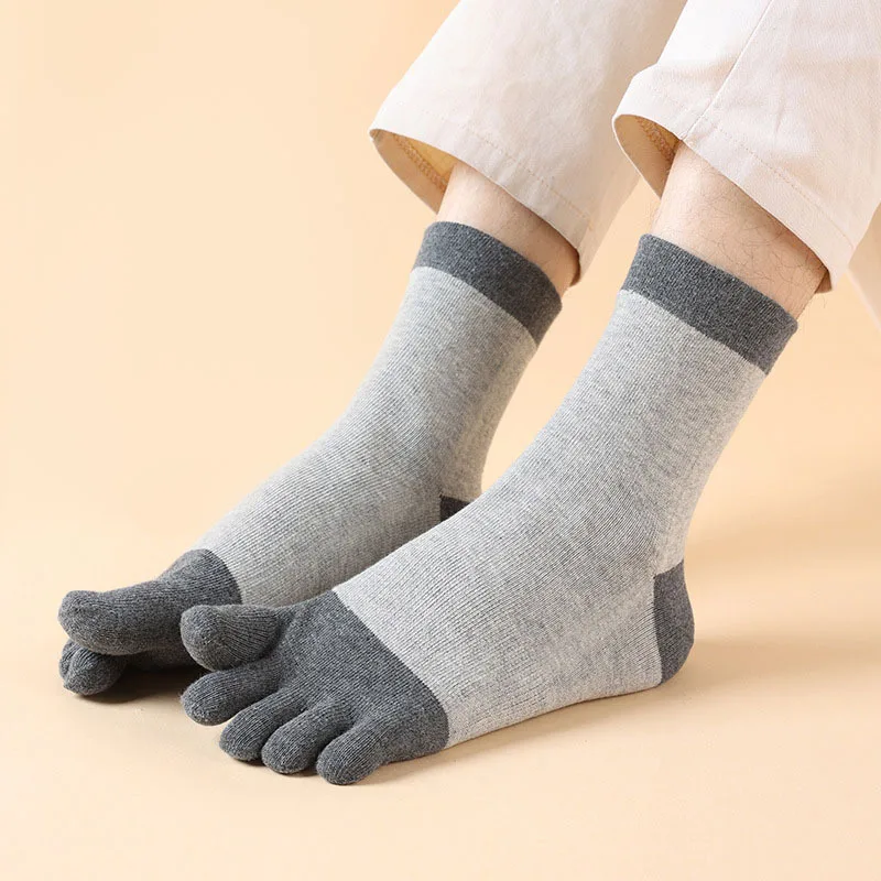 

Men's Five toed Socks Antibacterial and Odorous Mid tube Sports Breathable Sweat Absorbing Split toe Socks