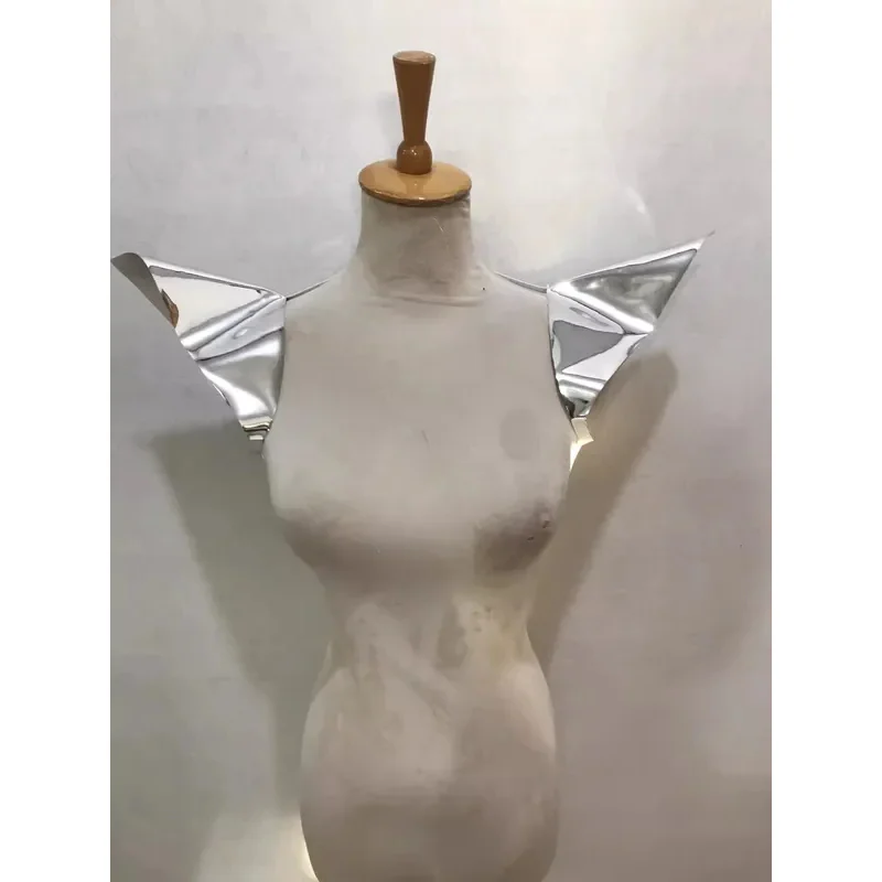 الفضة تحلق الكتف سترة تأثيري المرأة انقطاع الجاز منصات الكتف ملهى ليلي Dj Ds مرحلة الأداء اكسسوارات الهذيان Outfi