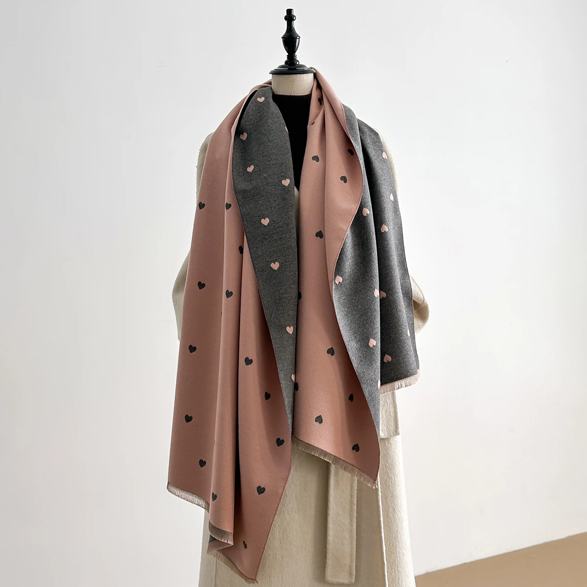 高級ブランドの冬模造カシミヤハートスカーフ女性のためのショール女性パシュミナポンチョ厚く暖かい Bufanda Echarpe ファム