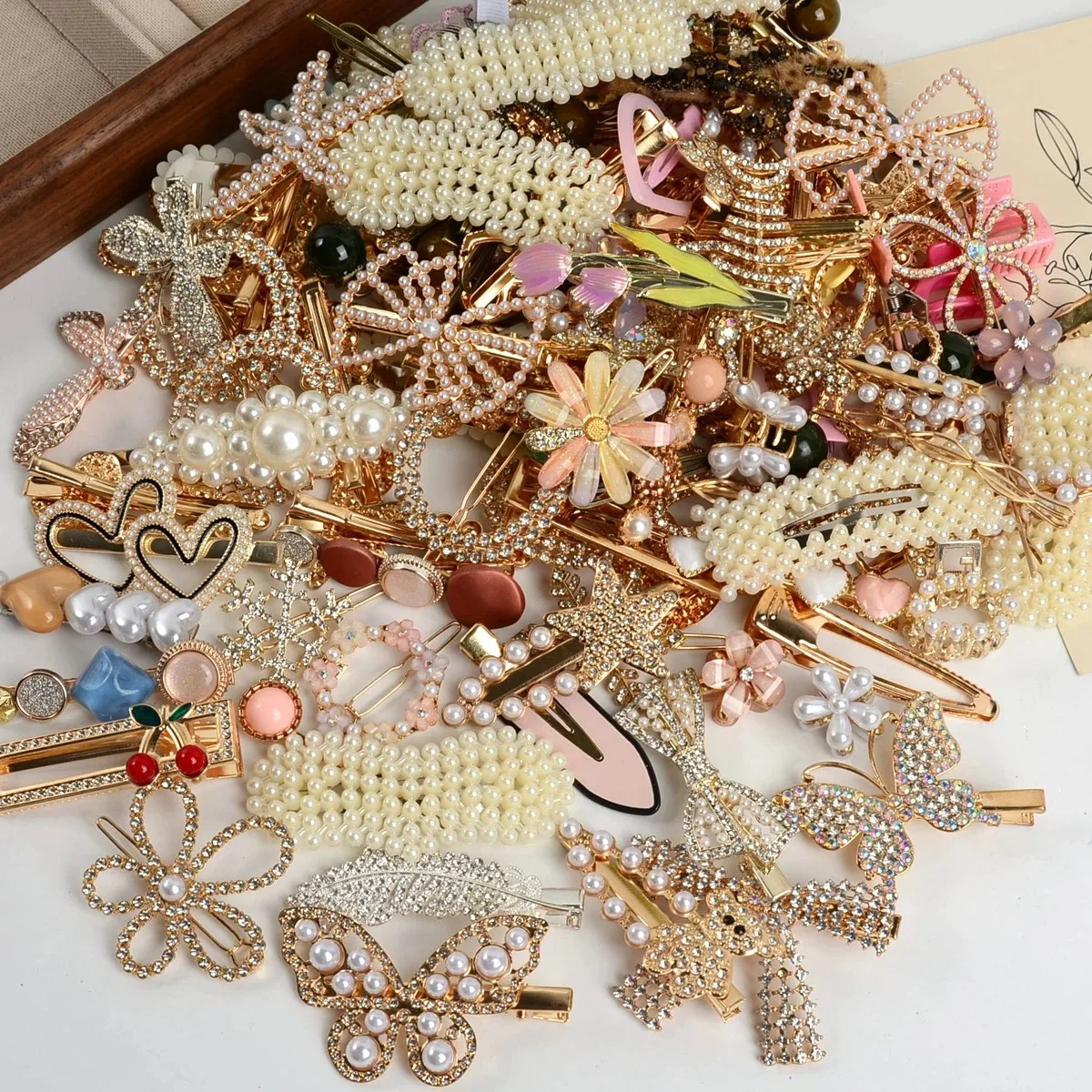 12/50 Pieces Stylish Elegant Pearl Bow Hair Clips French Chic Side Clips for Daily Use image 2