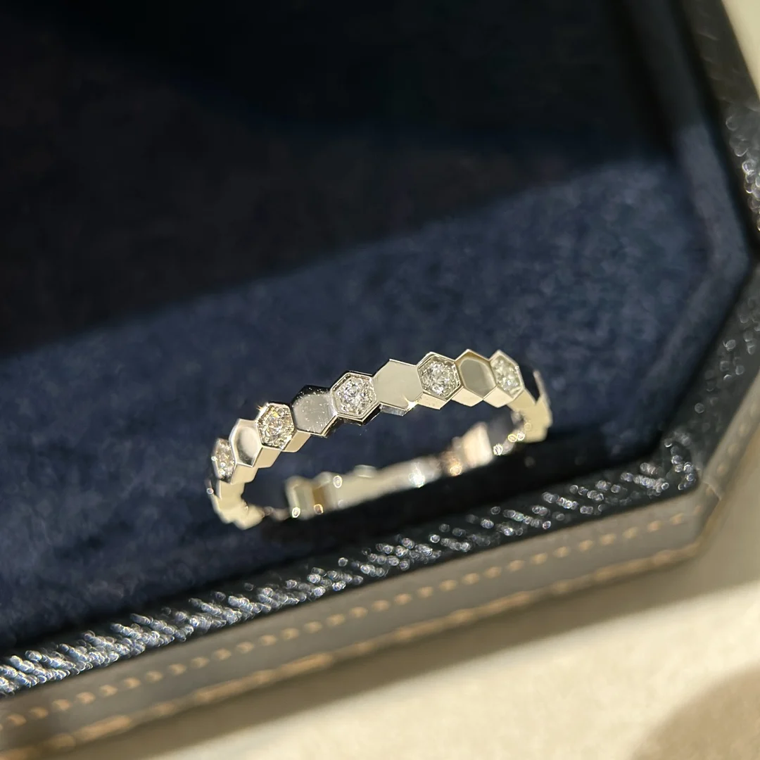 Franse High-End Boutique Dameshoningraat Diamanten Ring Gemaakt Van 925 Sterling Zilver Materiaal, Alleen Gericht Op Kwaliteit