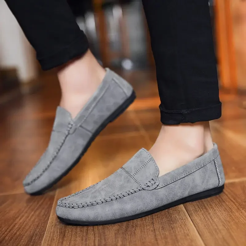 Moccasin Slip-on Men\'s Leather Shoes New In Male Casual Shoe Soft 2024 New Arrivals Legitimate Cowhide Common Comfortable