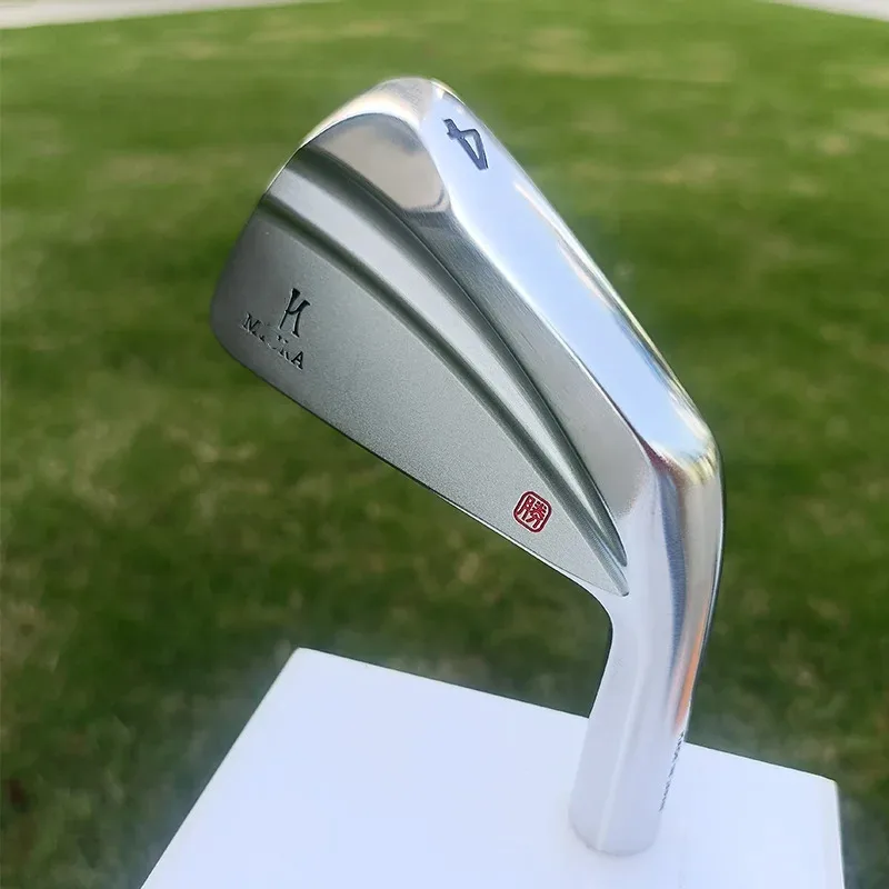 Club KM700 Iron S20C Juego forjado de acero al carbono suave 4-P 7PCS hierros y palos
