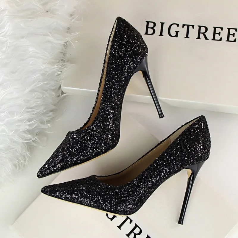 

2025 European and American New High Heels Fashion Pointed Glitter Thin Heels Sexy Nightclub Shallow Mouth Women's Single Shoes