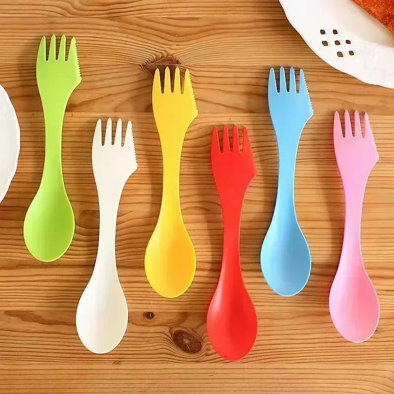 6ชิ้น/เซ็ต3 in 1อุปกรณ์พลาสติก Spork Combo เครื่องใช้บนโต๊ะอาหารอุปกรณ์ใช้ในการเดินทางช้อนส้อมที่ตัดเดินป่าตั้งแคมป์ปิกนิก