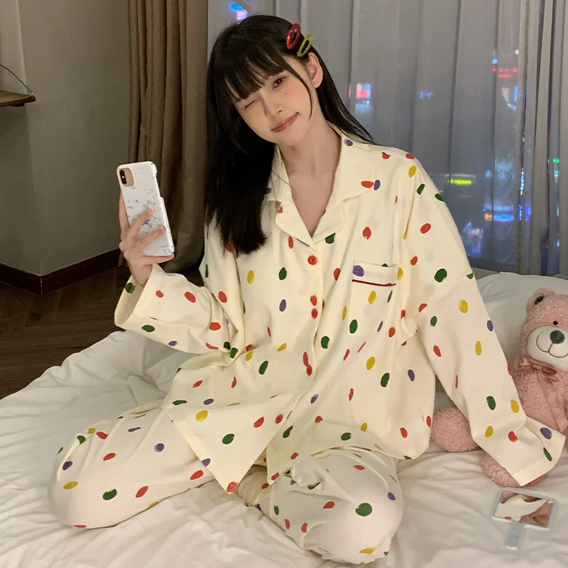 

новый стиль Молочно-желтая клетчатая пижама для женщин весной и осенью, милый стиль, брюки с длинными рукавами, можно носить в качестве верхней одежды.