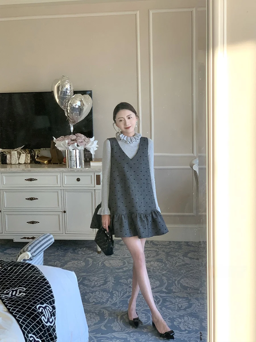 

Комплект из двух предметов: вязаный жилет и юбка Tina Count, весна 2025, женская премиум-модная вязаная одежда, другие материалы