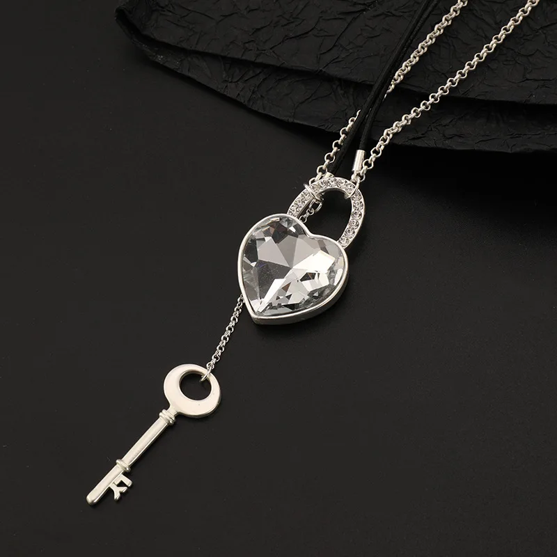 Long chain sweater chain new style key and lock necklace retro simple women's necklace