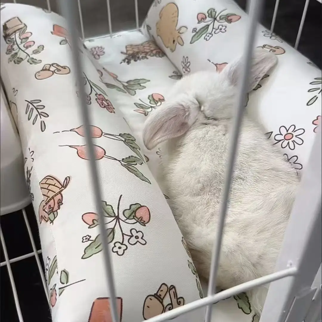 Split‑Design Cotton Pet Mat, Anti‑Slip Support Pillow Pet Bed, Soft Sleeping Cushion for Rabbit Guinea Pig Small Animals, All‑Se