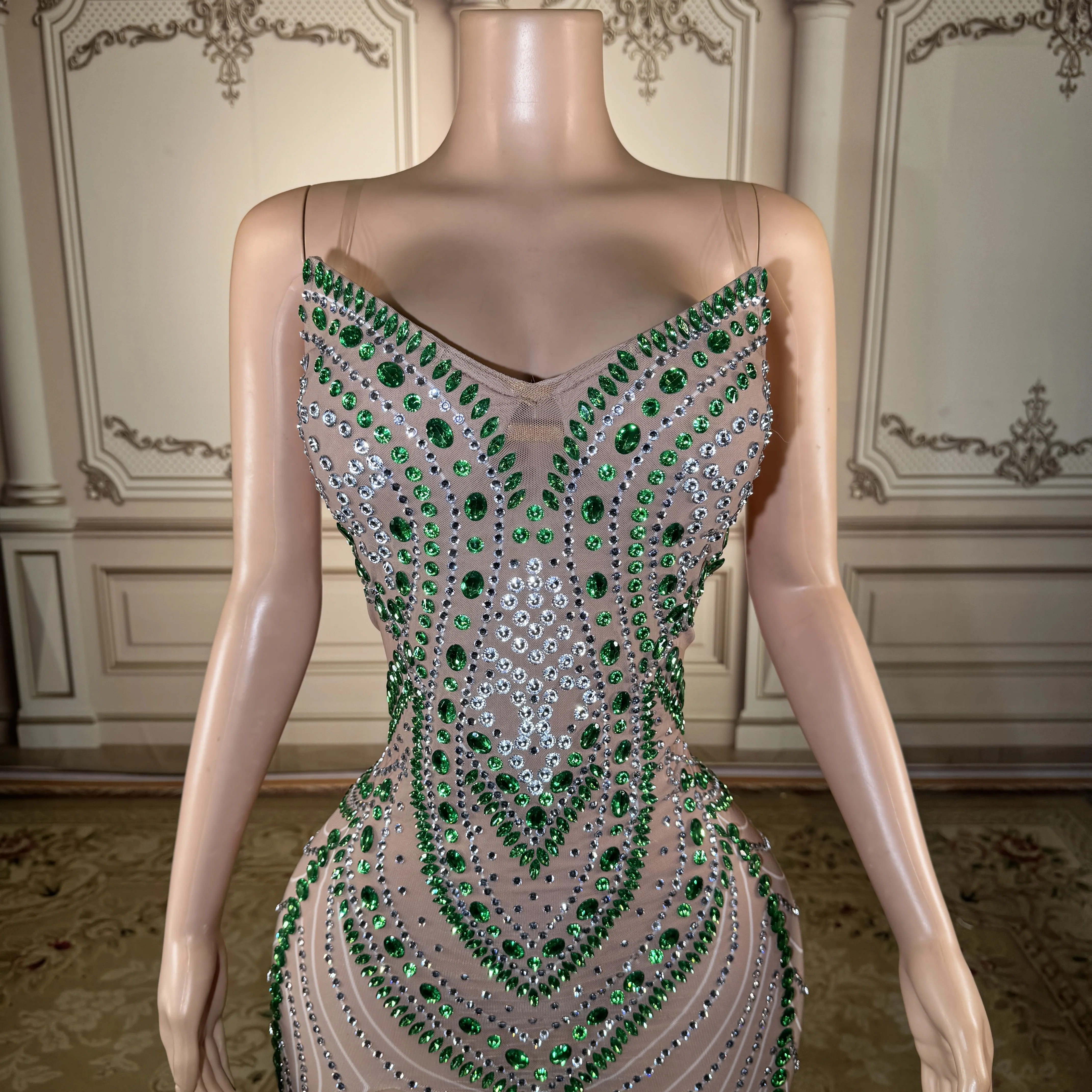 

Элегантное вечернее платье ZD с глубоким V-образным вырезом, сексуальное, с вырезами, на бретелях, без рукавов, с высоким разрезом и стразами.