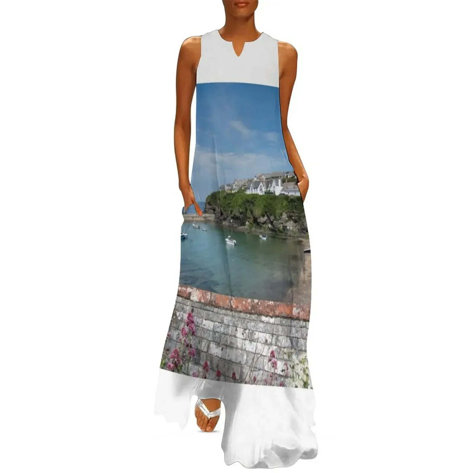 

Port Isaac Cornwall Long Dress Dresses Beachwear loose women's dress Dress