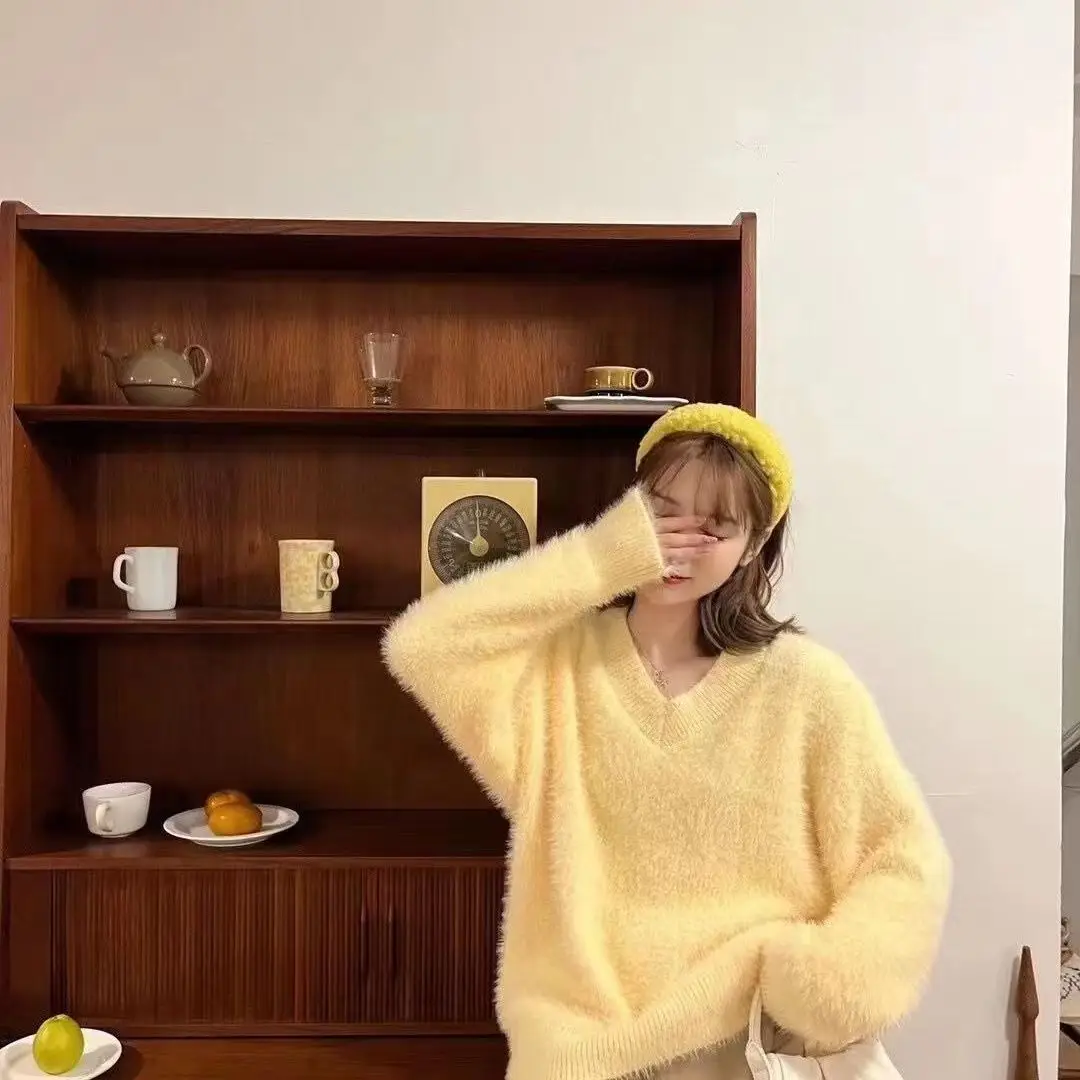 

Long Sleeve Fluffy Soft Knitted Sweater Tops Autumn Winter 6 Colors Option Women Round Collar
