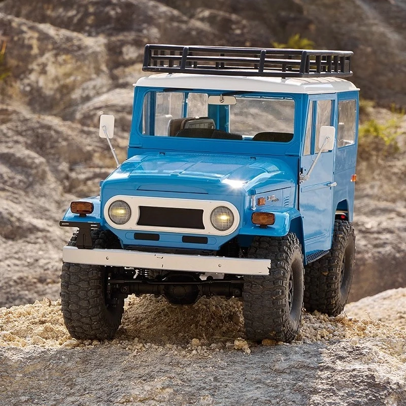 FMS 1/10 Vintage Land Cruiser 4WD RC Car Simulation ABS Material Remote Control Off-Road Vehicle Model for Adult Kids Toy Gift