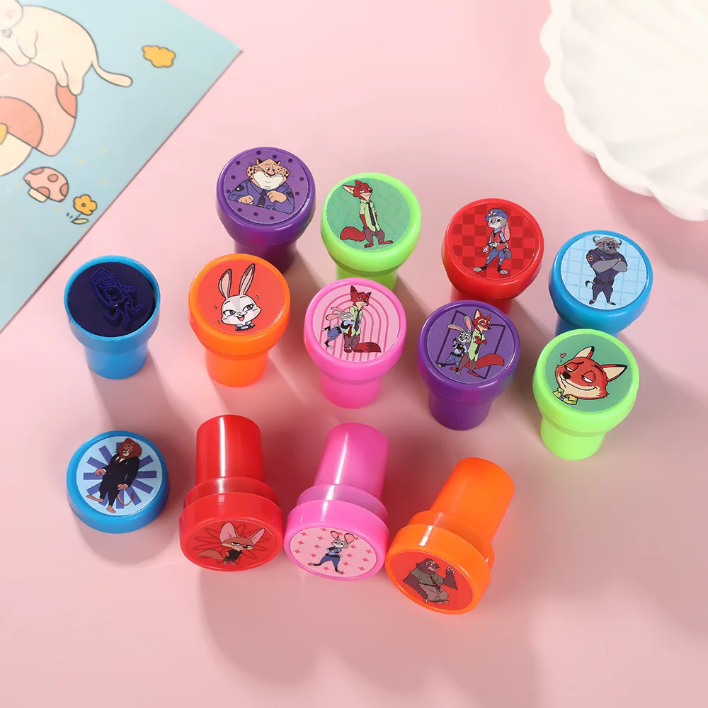 Zootopia Stamps هدايا الحفلات جودي الأرنب ختم Stamps للأطفال الفصول الدراسية المدرسية المكافآت جوائز جودي حقيبة هدايا حفلة عيد ميلاد