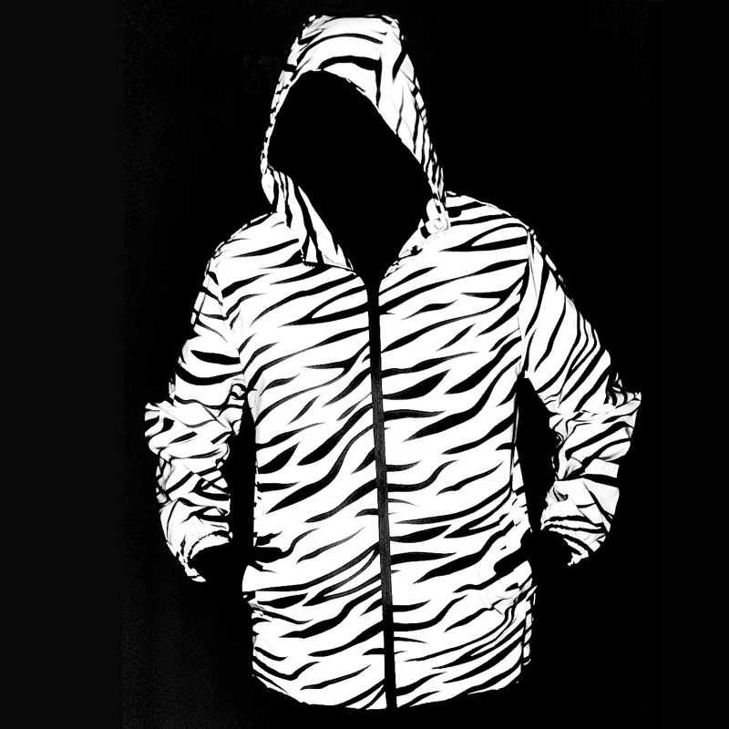 

Мужская ночная светоотражающая куртка, осенняя новинка с рисунком зебры, модная тенденция, одежда для велоспорта, уличное ветрозащитное пальто с капюшоном для бега