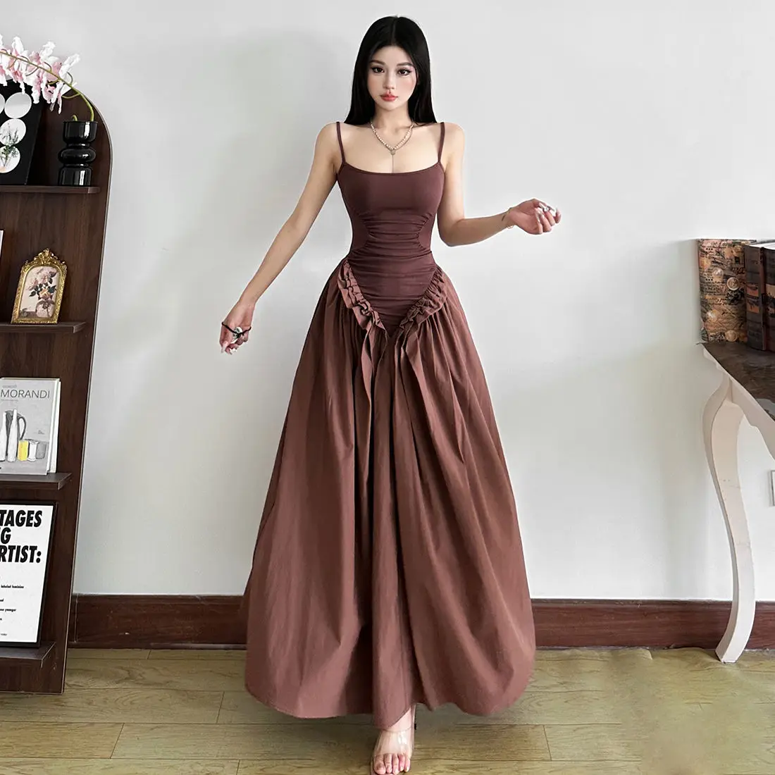 

Vintage court on the run princess pleated lace suspender dress ins female maxi dress Loose