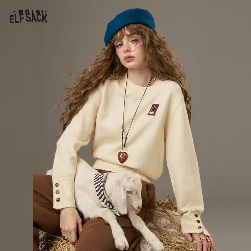 ELFSACK Women's Vintage Knit Sweater with Patch Badge, Button‑Decor Cuff Long Sleeve Pullover for Daily Outfit
