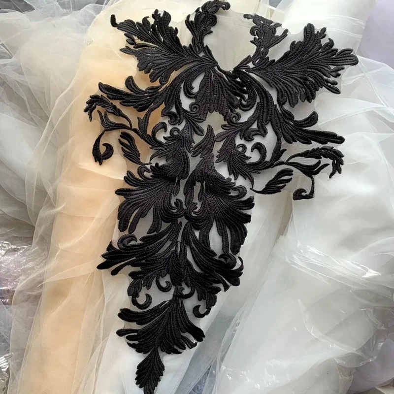 

Three Color Optional Encryption Angel Wings Embroidery Artificial Silk Totem Lace , Handmade Wedding Dress Background Decoration