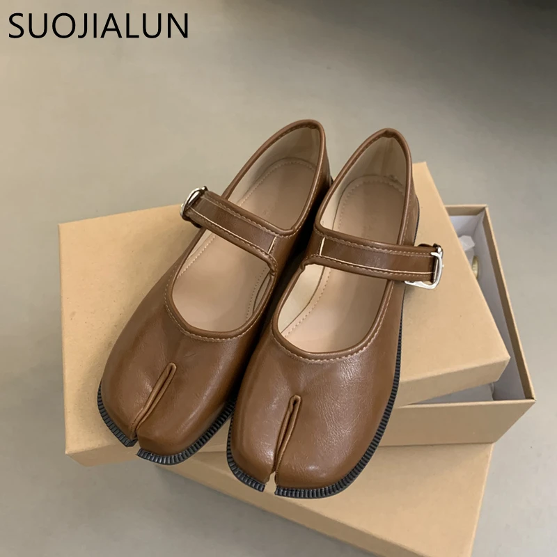 SUOJIALUN Autumn Women Flat Shoes Fashion Split Toe Flat Heel Laofer Shoes Shallow Soft Leather Casual Outdoor Mary Jane Shoes