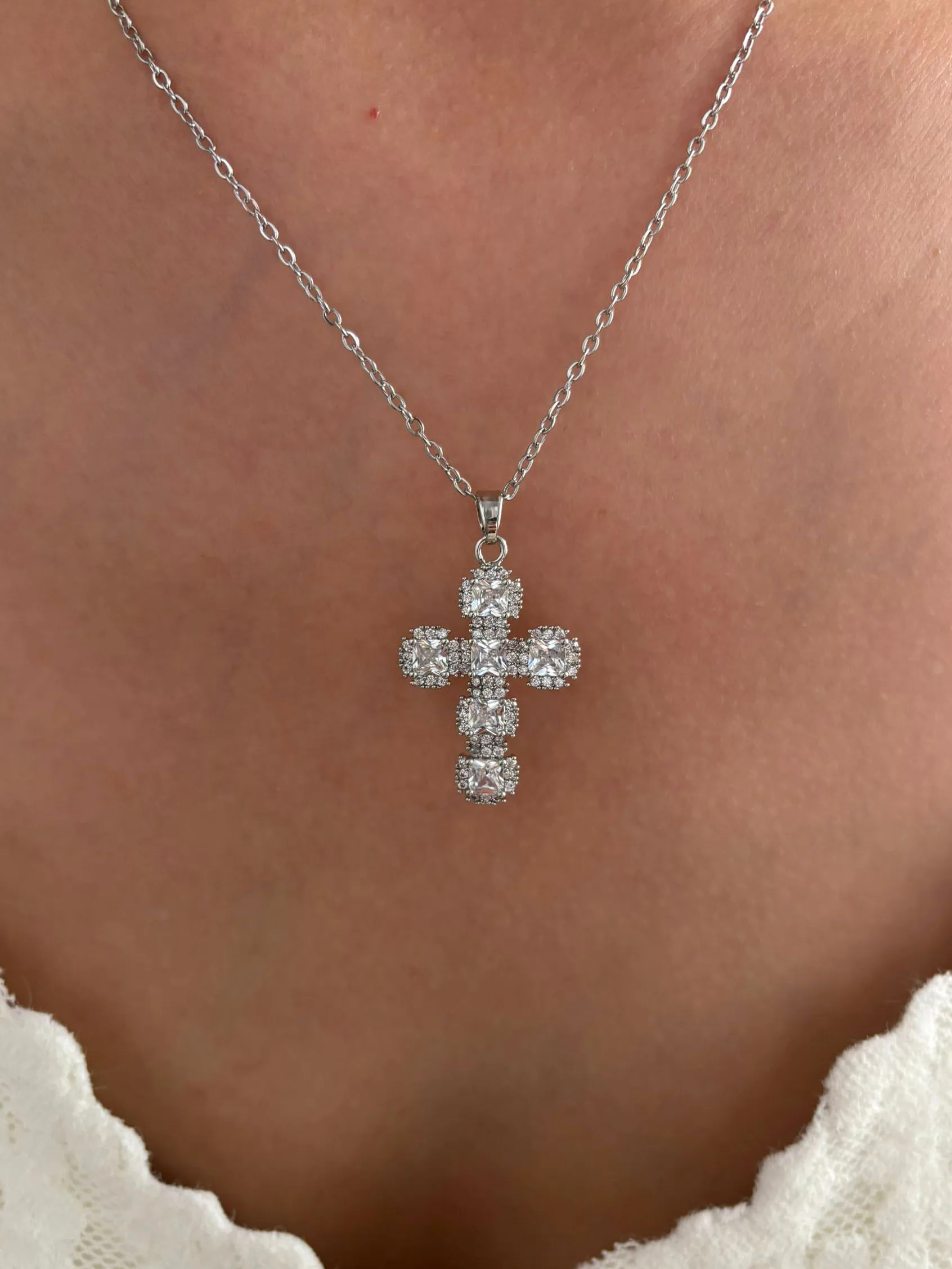 Peri\'sbox Fashion Shiny Cubic Zirconia Metal Copper Cross Pendant Necklace for Women Stainless Steel Chain High Quality Jewelry