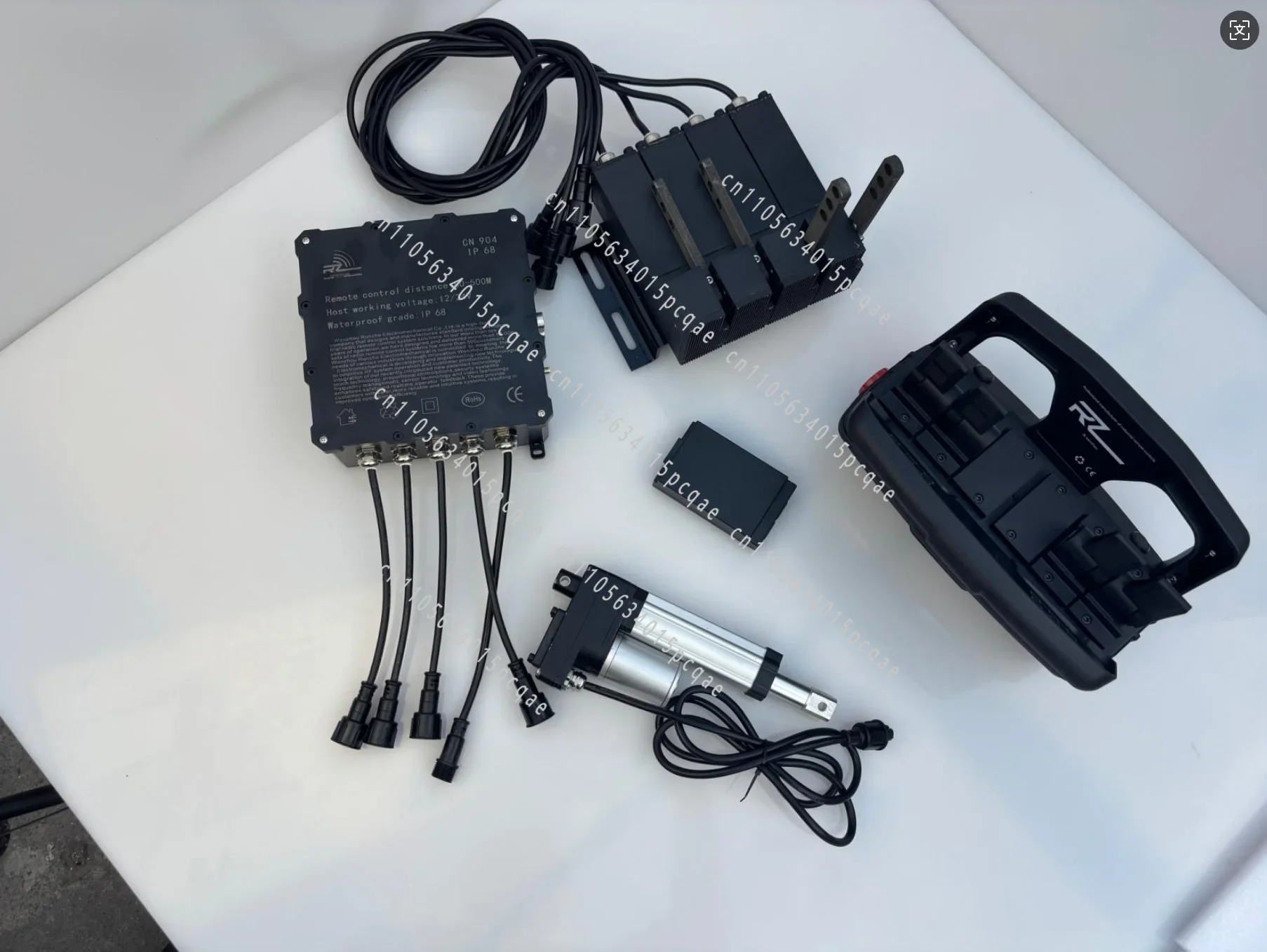 Remote Control and Clutch Actuator Truck Crane 4-Lever Wireless