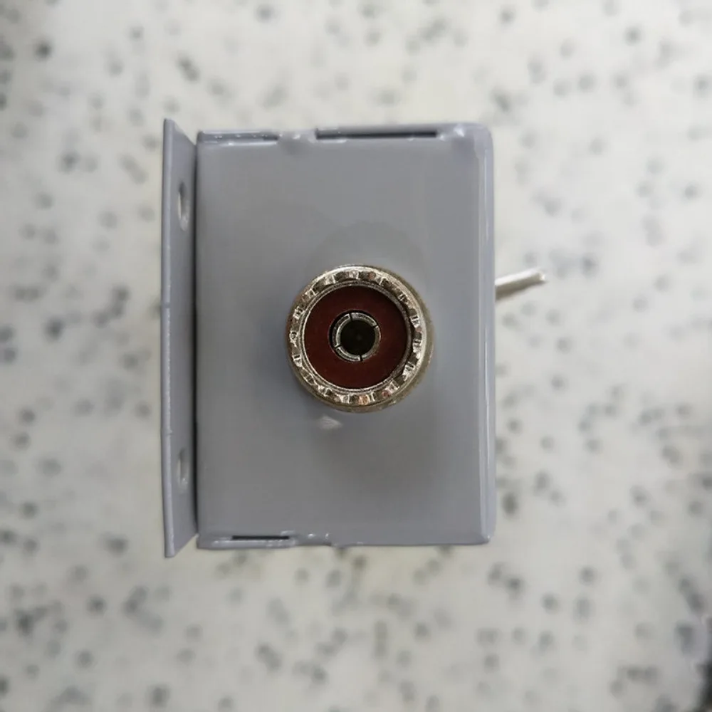 (1 PCS) RA-1728A High Frequency Attenuator 1/2/3/6/10/20 dB/8-segment 82dB 250MHZ