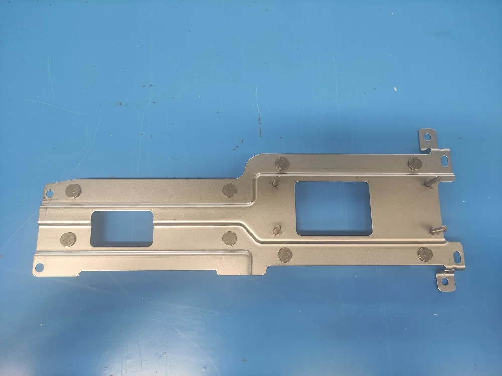 تعمل آلة لحام البقعة الأوتوماتيكية الهوائية ذات المرحلة الواحدة