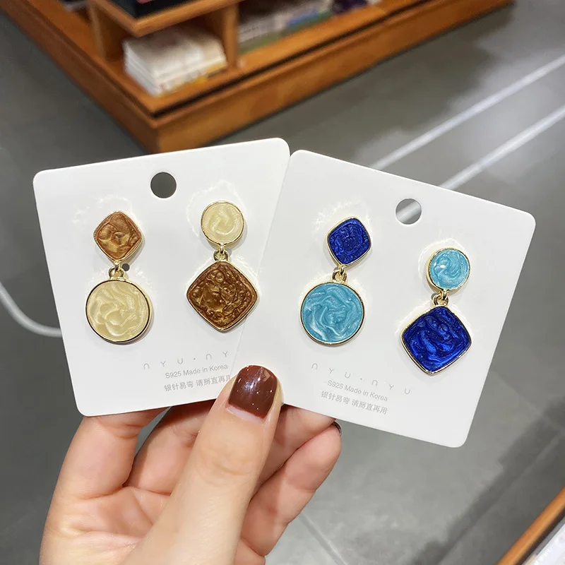 New Korean Asymmetrical Women Dangle Earrings Blue Brown Round Pendants Geometric Enamel Drop Earrings pendientes mujer