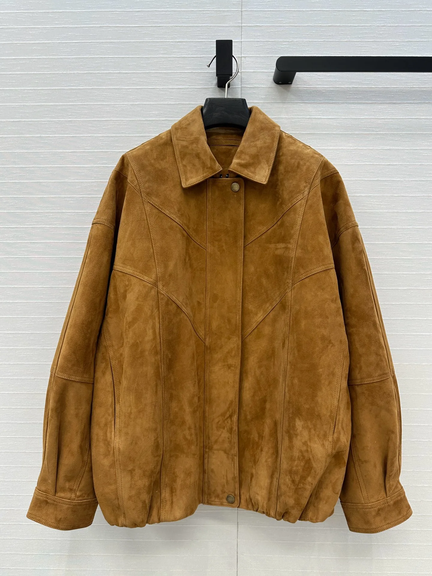 

2025 Spring and Autumn Deer Skin Velvet Jacket with Splicing Design Lines, Slim Fit and Versatile Fashion Top, No Gender Dress U