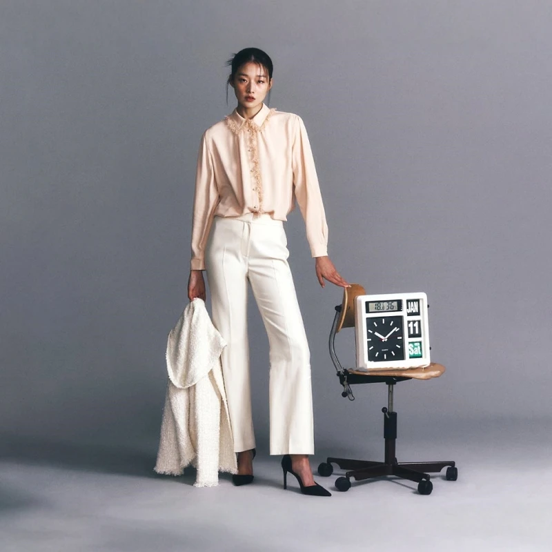 

Ele Pure Color irt with Turn-down Collar Long Sve French Sle Faion for Young Women 25-29 Years Old Autumn Season