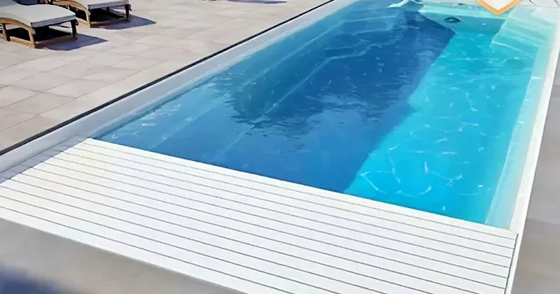 Outdoor Constant Temp Automatic Folding Bubble Pool Cover, Thermal Insulation Dustproof Safety Cover for Home & Commercial Use