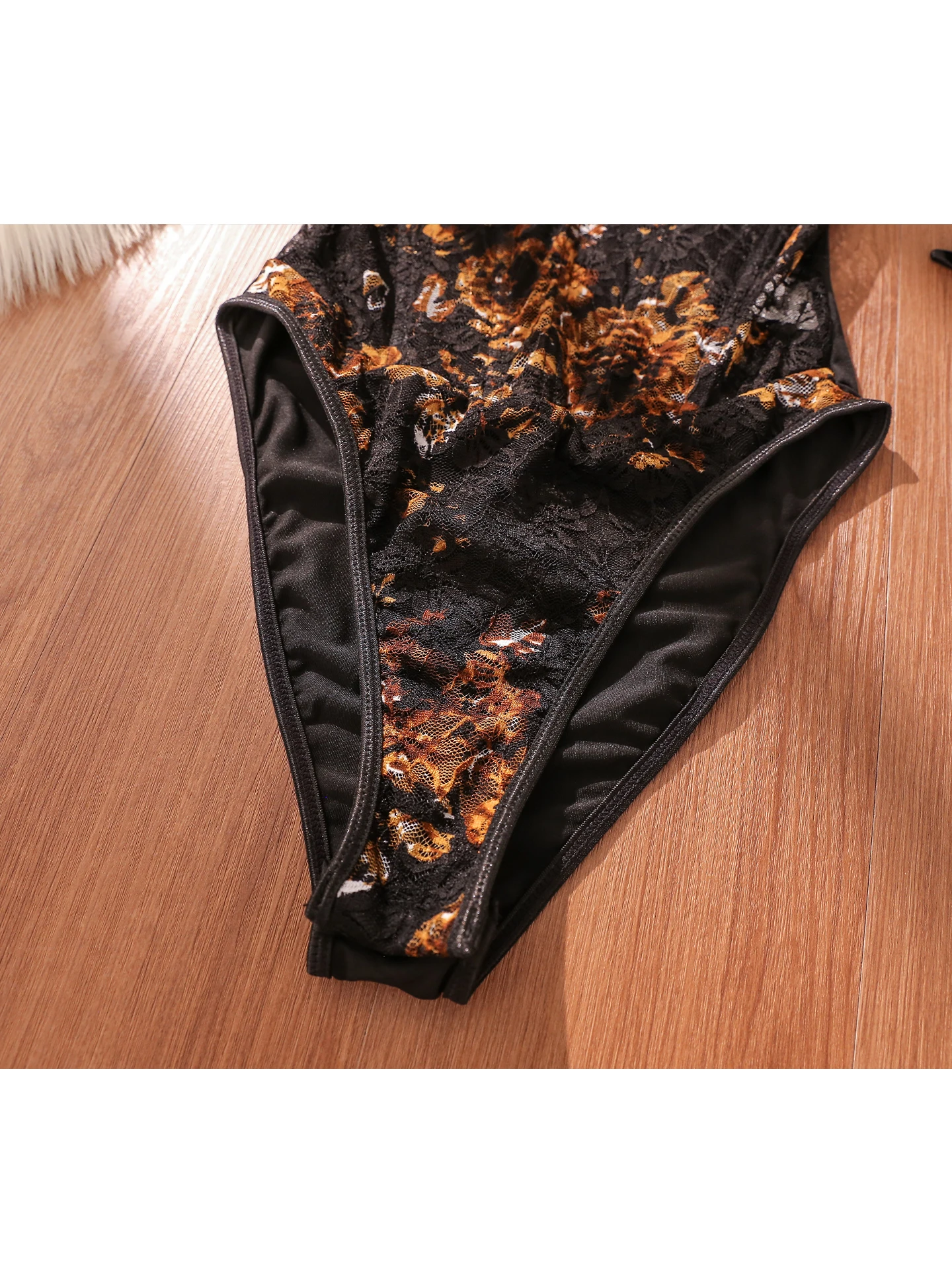 Gilet con cinturino retrò da donna in un unico pezzo con motivo in pizzo Design piccante Ragazza slim fit Strato base Top a tubo Abbigliamento interno Faion estivo