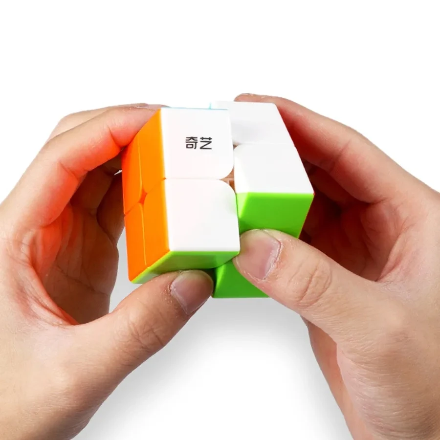 2x2 Qiyi SpeedCube Qidi S2 2x2 Cubo magico Senza adesivo Puzzle professionale Giocattoli per bambini Giocattolo regalo per bambini
