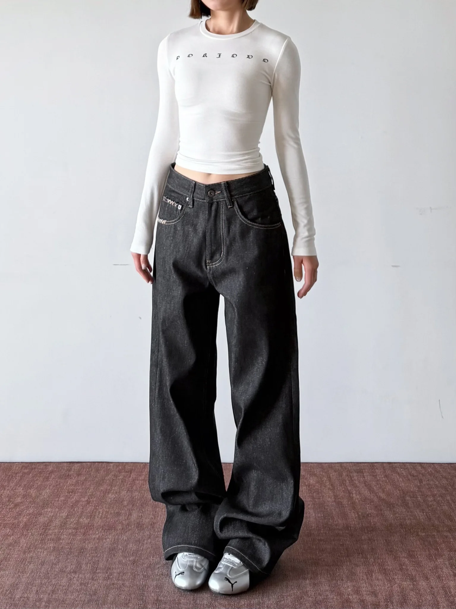 

American Retro Bla Original Denim Jeans Loose Straight Leg Casual Women's Jeans Cotton l Waist Button Closure