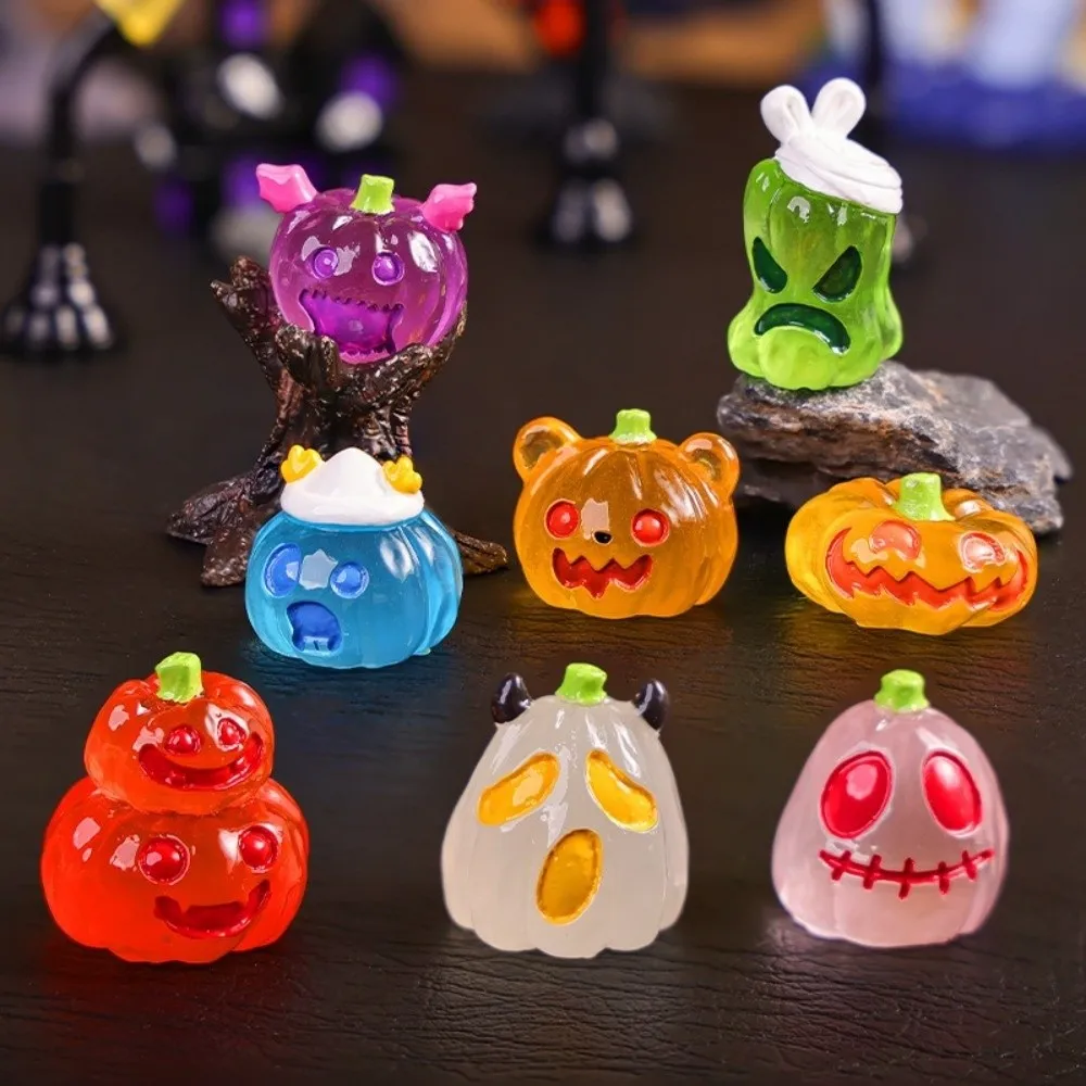 

8pcs Luminous Halloween Figurines Micro Landscape DIY Pumpkin Ghost Miniatures Resin Craft Glow in Dark Little Statue Kids Gift