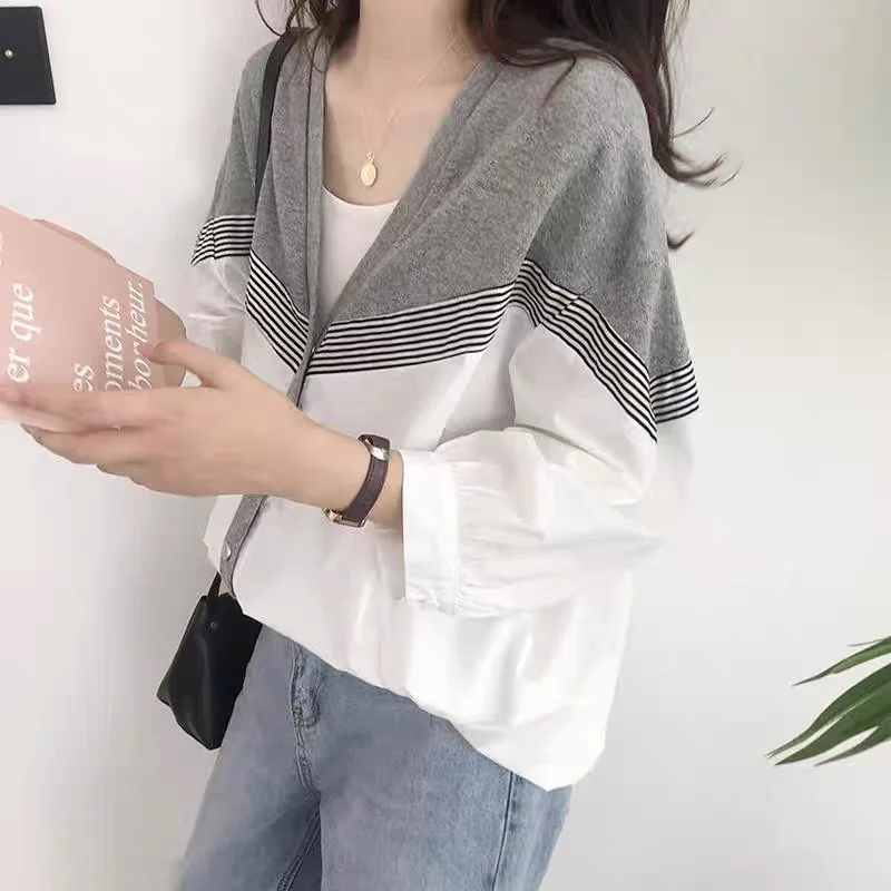 Fashion Patchwork Striped Blouse Women New Classic Contrast Color V-neck 3/4 Sleeve Korean Casual Single-breasted Lady Shirt