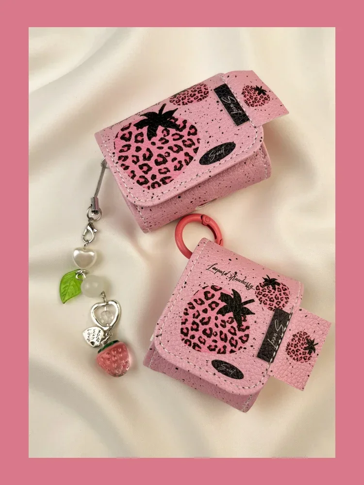 Sweet and Spicy Pink Leopard Strawberry Case for Airpods1/2/3/pro Wireless Bluetooth Headphone Case Leather with Charm Chain