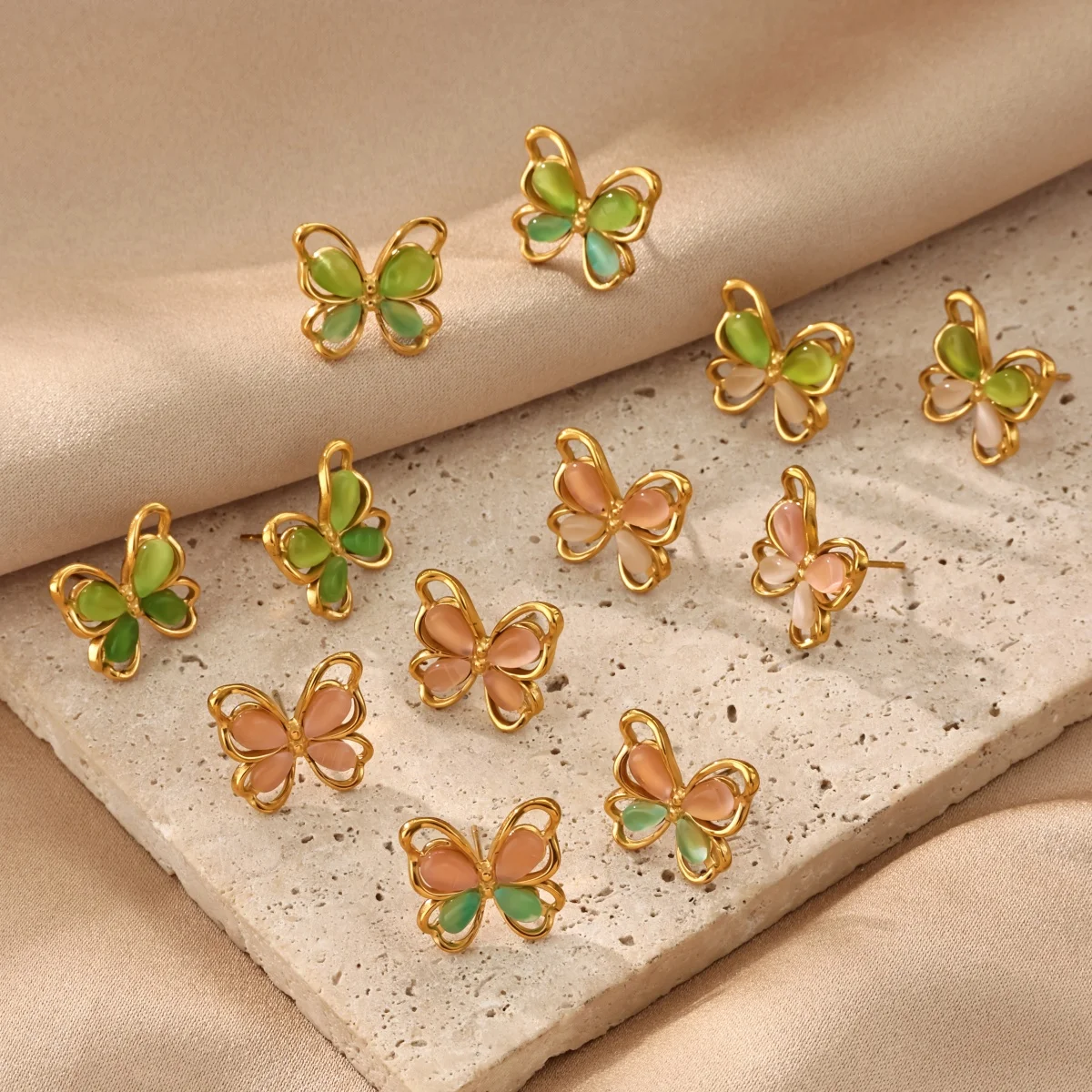 Niedliche Opal-Schmetterlings-Ohrringe für Frauen, goldfarben, Edelstahl, geometrische Schmetterlings-Ohrringe, Hochzeit, Weihnachten, Boho-Schmuck