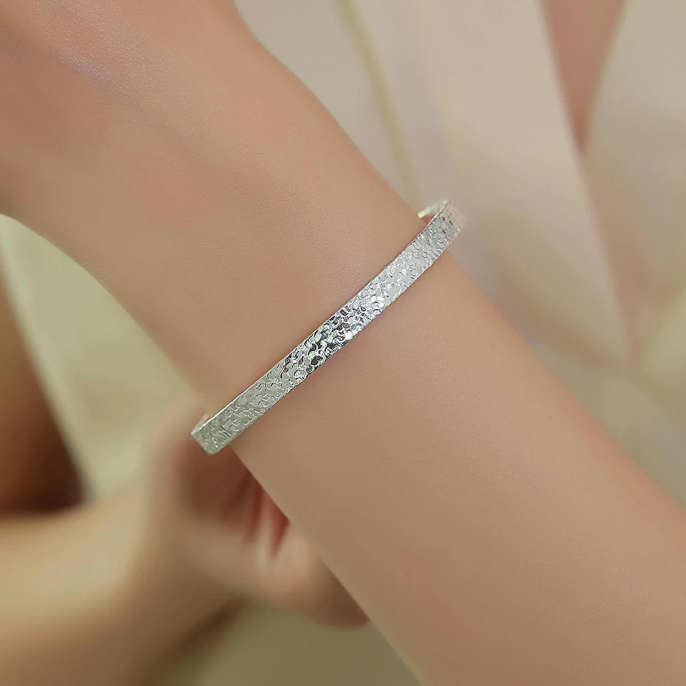 New 925 Sterling Silver European and American Fashion Hot-Selling Ice-Breaking Bracelet for Women niche High-End Bracelet Access