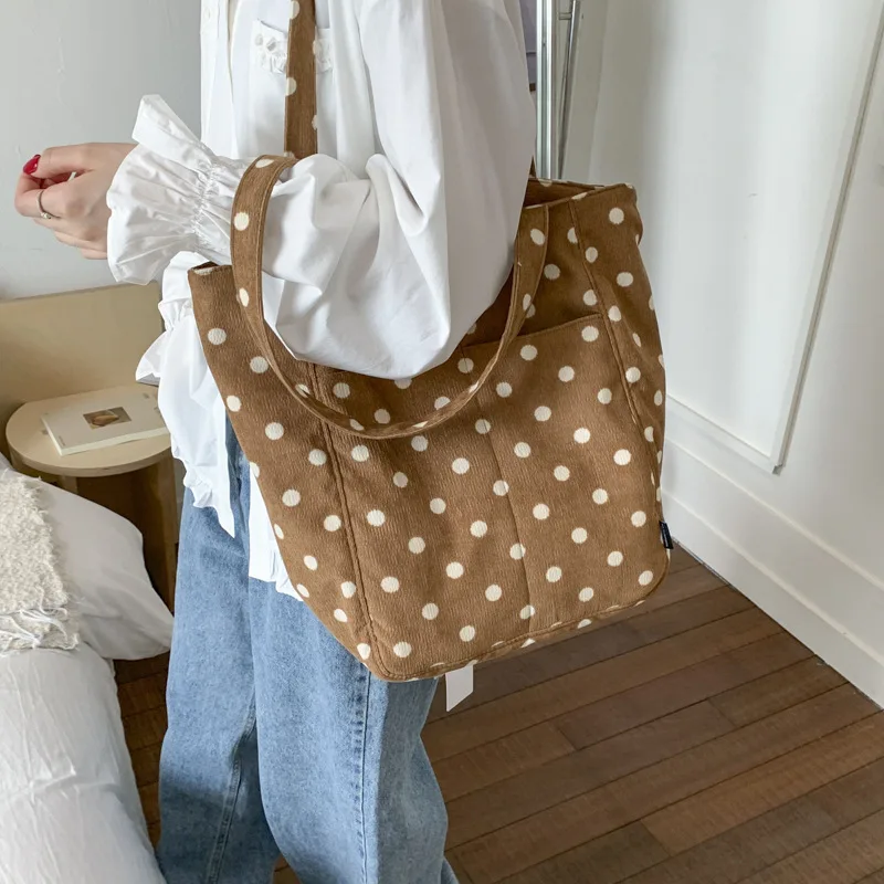 

Роскошные дизайнерские сумки, высококачественные женские сумки, прочный, стильный, элегантный дизайн на плечо, универсальное использование для покупок, путешествий или женщин.