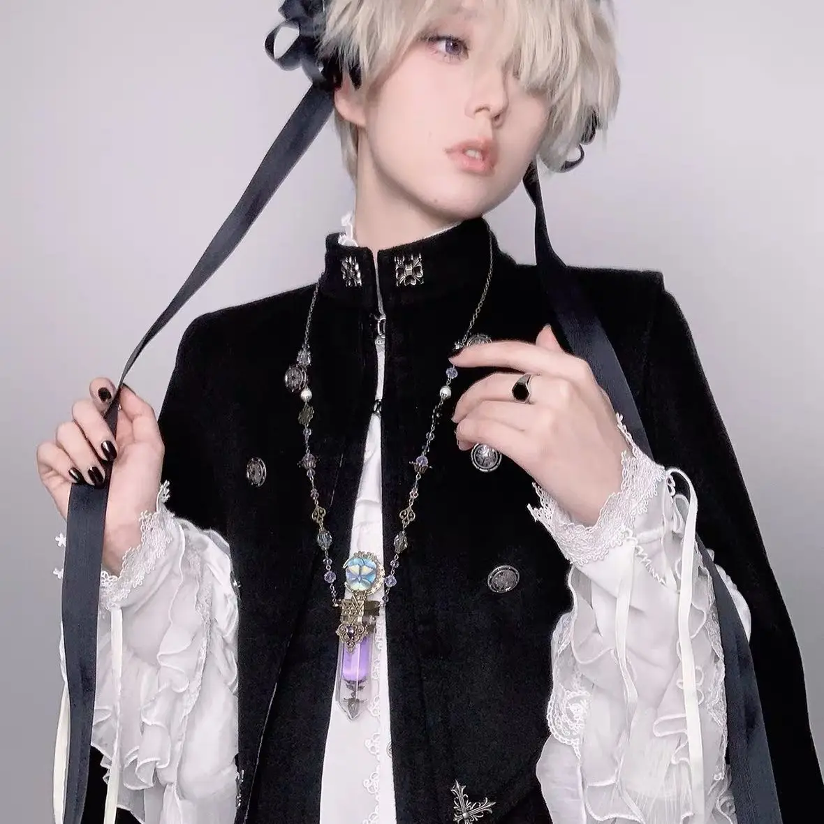 High Quality Lace Hem Dark Victorian Cape Gothic Style Cool Short Windbreaker Jacket Lolita Hooded Jacket - Image 3