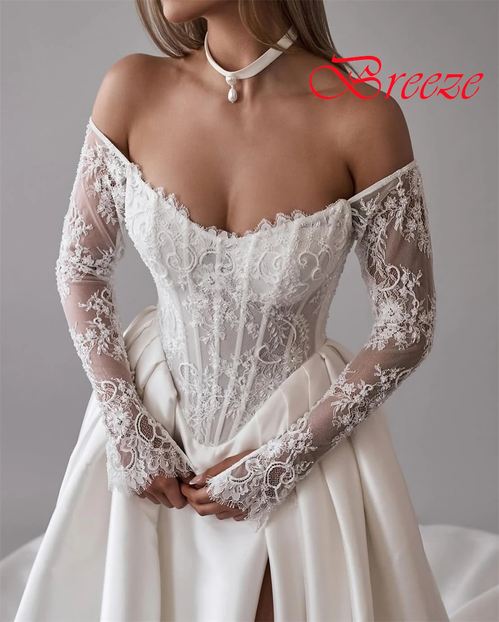 

Customized Exquisite White Satin Wedding Dresses Elegant Strapless Long Sleeves Bridal Gowns Chapel Train Lace Backless Dress