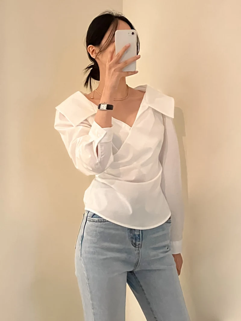 Długa sukienka damska Ele Unique, dekolt w serek, krzyżowana talia, styl koreański, do pracy, jednolity kolor, detale z guzikami.