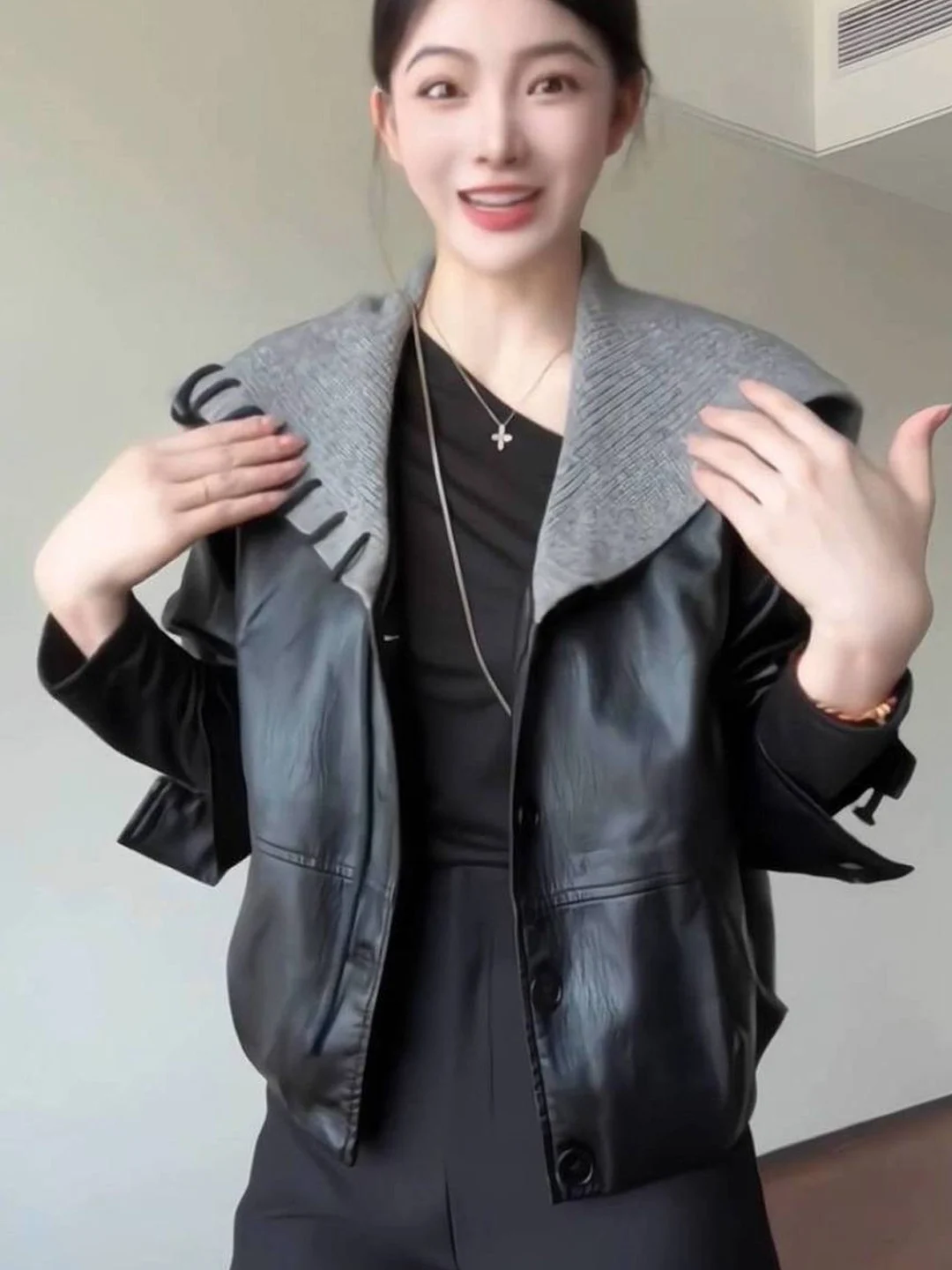 Naval Collar Leather Jacket Women's Loose Fit Fashionable Multi-Functional Anti-Aging Slimming Design Short Top