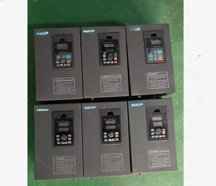 

The frequency converter 380V-11kw/15kw second-hand disassembly function is normal