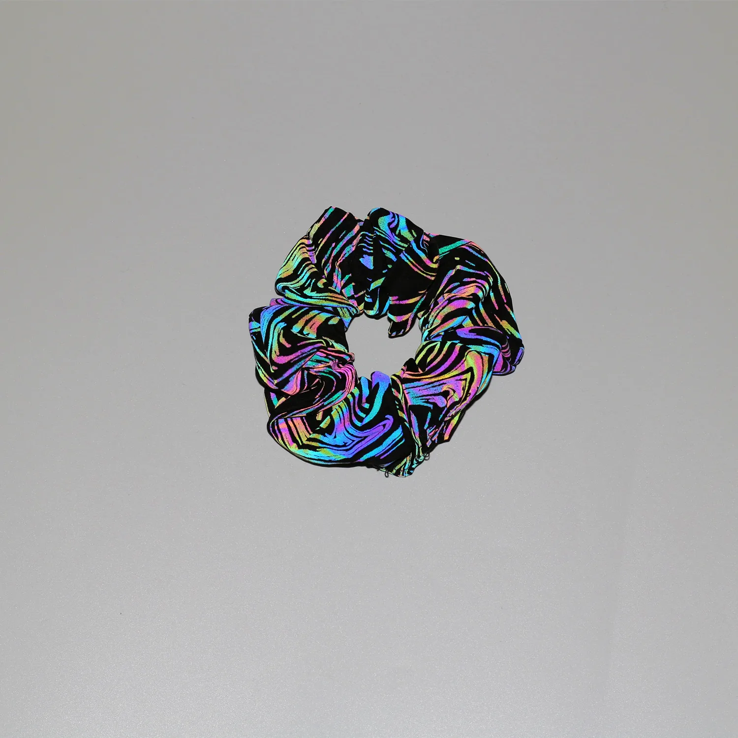 Ikat Rambut Scrunchie Reflektif Aksesoris Rambut Berkilau Wanita untuk Lari Malam Pesta Rave Ikat Rambut Elastis Penahan Kuncir Kuda